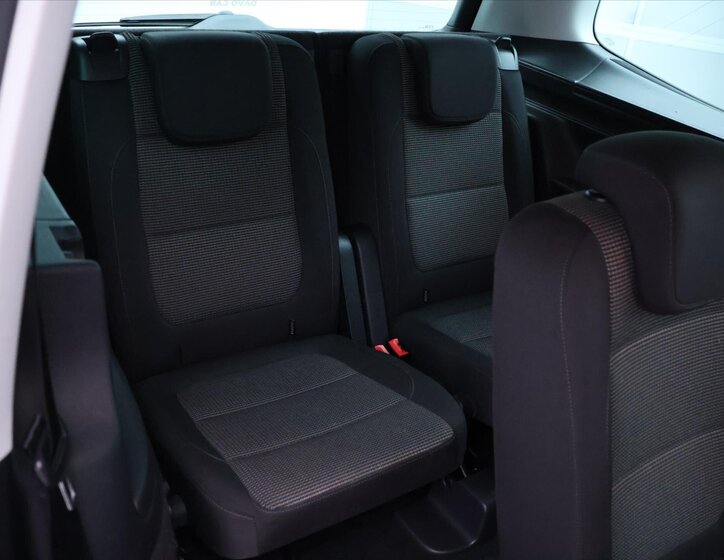 Volkswagen Sharan 14