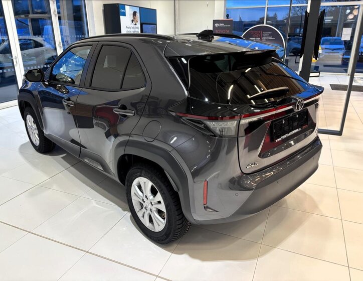 Toyota Yaris Cross SUV 1,5 l 85 kw