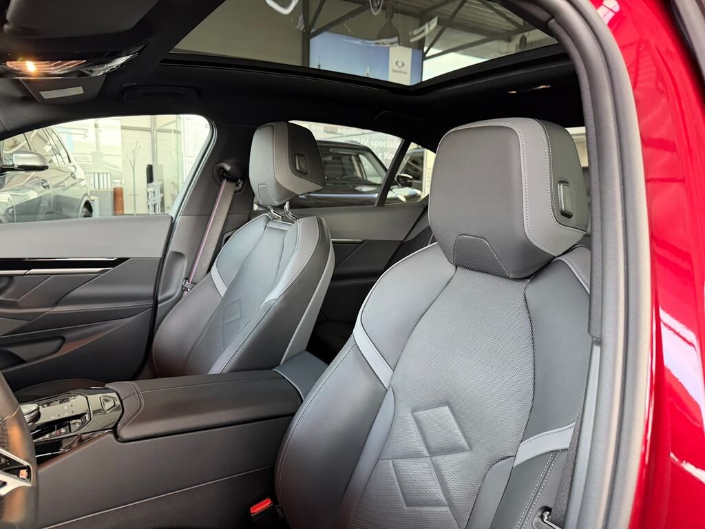 BMW Řada 5 Sedan / Limuzína 3,0 l 210 kw