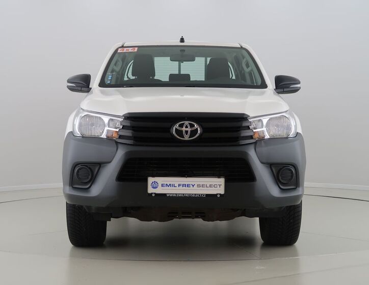 Toyota Hilux 2