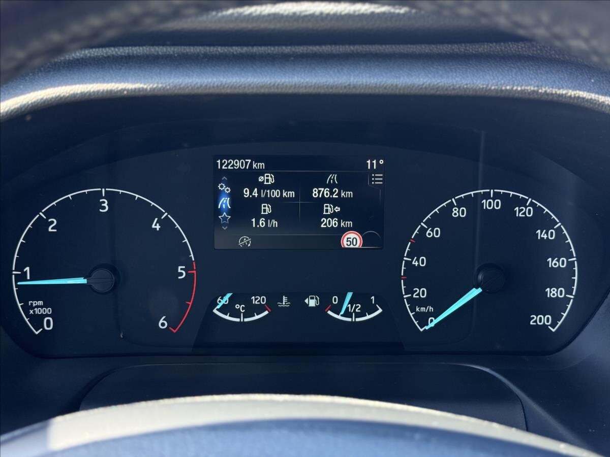 Ford Tourneo Custom MPV 2,0 l 136 kw