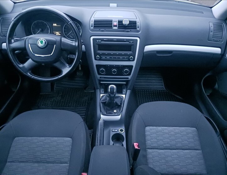 Škoda Octavia 9