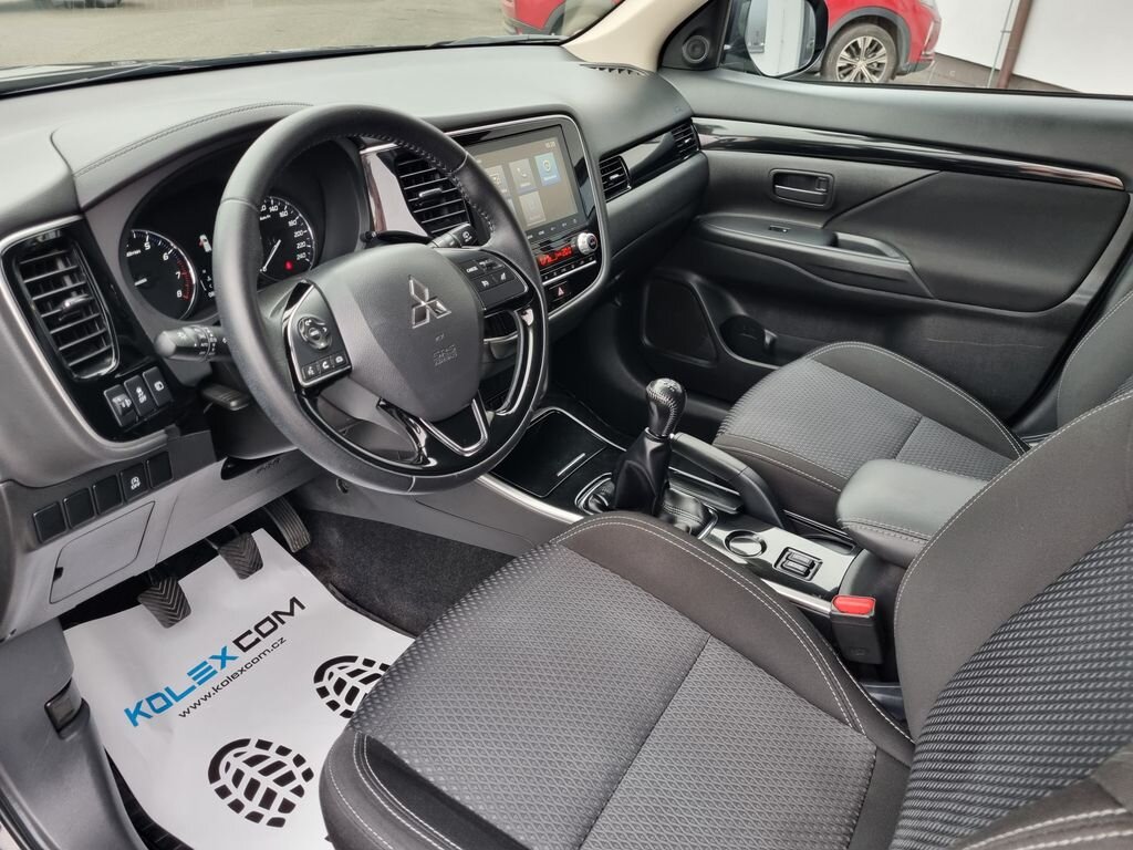 Mitsubishi Outlander SUV 2,0 l 110 kw