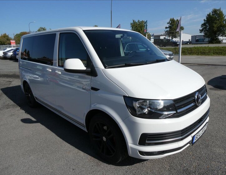 Volkswagen Multivan 1