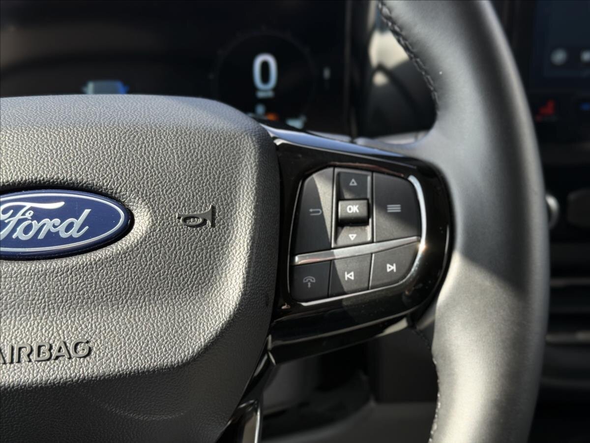 Ford Tourneo Custom MPV 2,0 l 125 kw