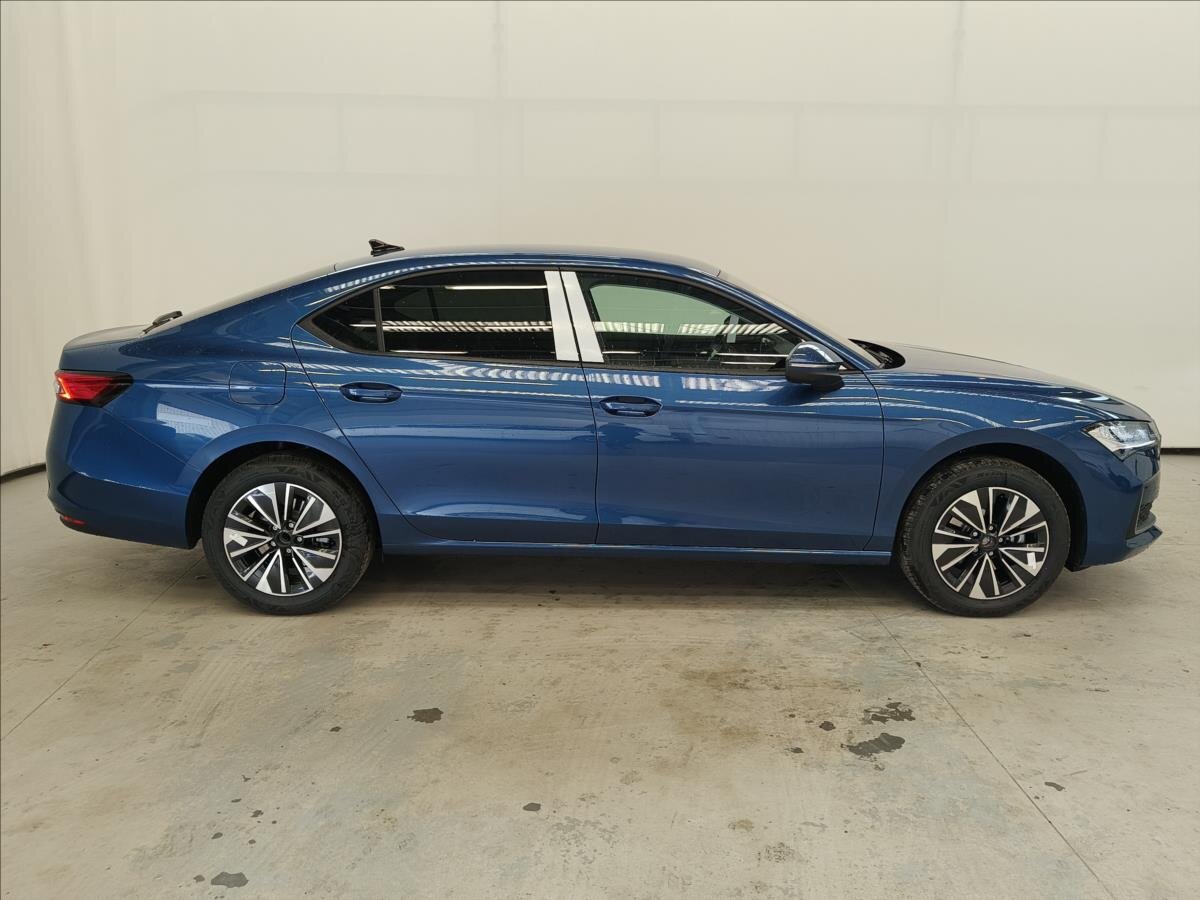 Škoda Superb Liftback 1,5 l 110 kw