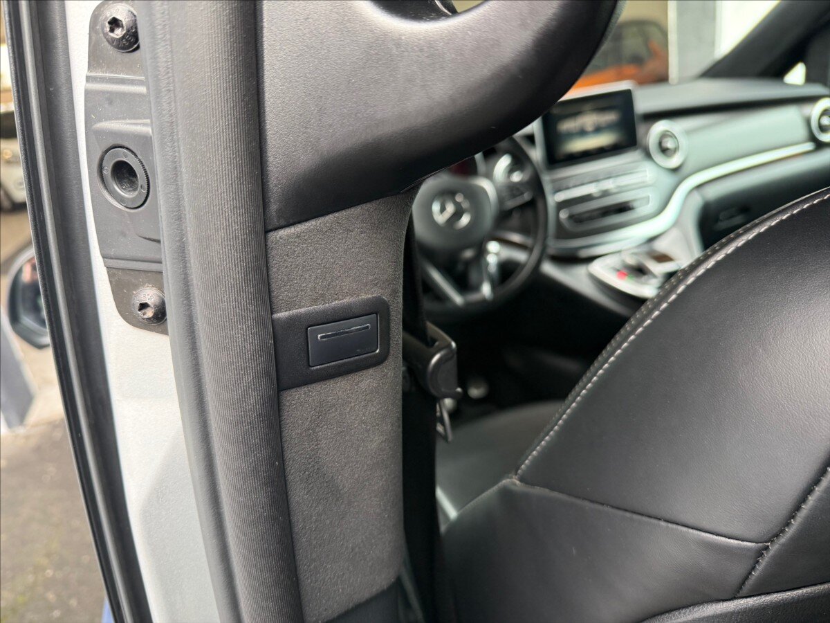 Mercedes-Benz Třídy V MPV 2,1 l 140 kw