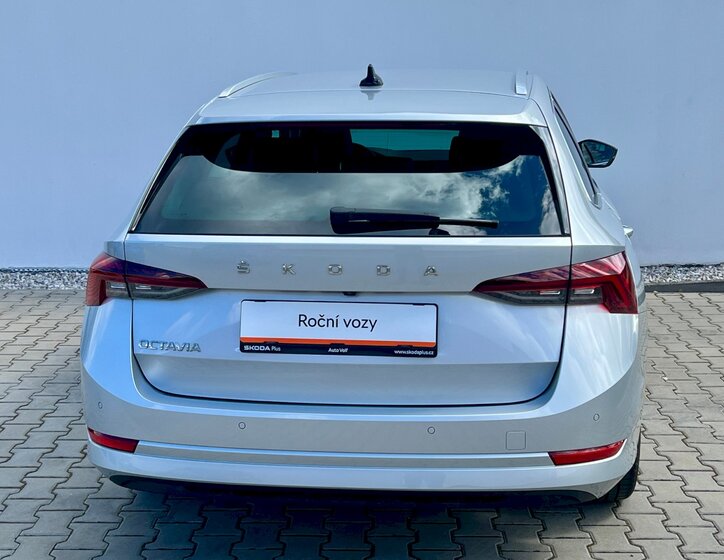 Škoda Octavia 9