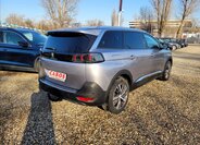 Peugeot 5008 SUV 1,5 l 96 kw
