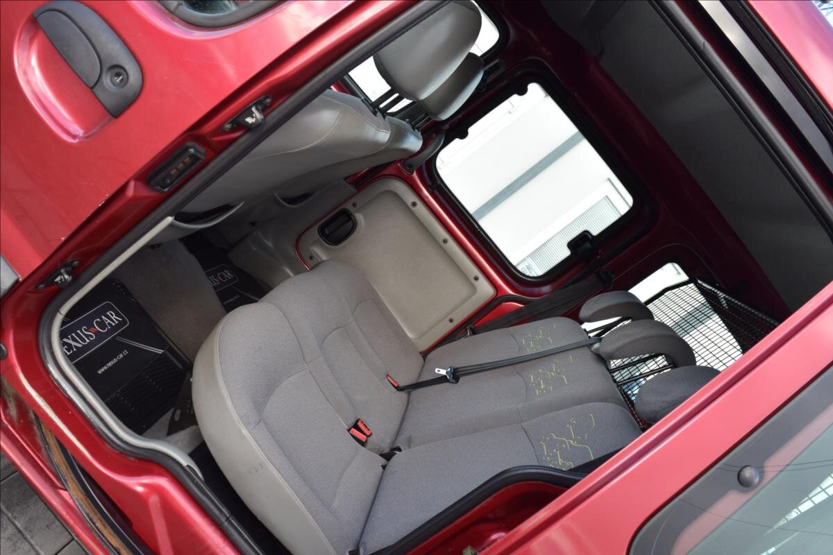 Renault Kangoo Kombi 1,1 l 55 kw