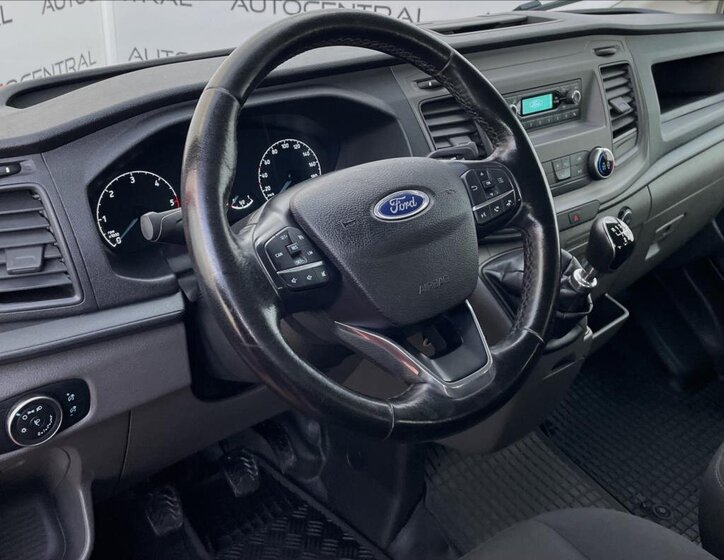 Ford Transit 11
