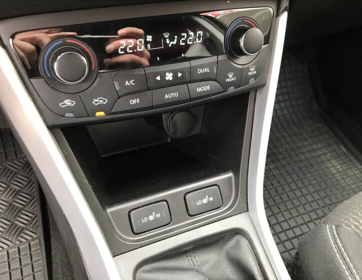 Suzuki SX4 S-Cross SUV / Terénní 1,4 l 95 kw