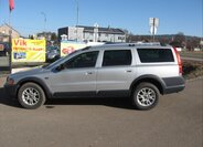Volvo XC70 Kombi 2,4 l 120 kw