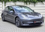 Tesla Model 3 Sedan / Limuzína 0,0 208 kw