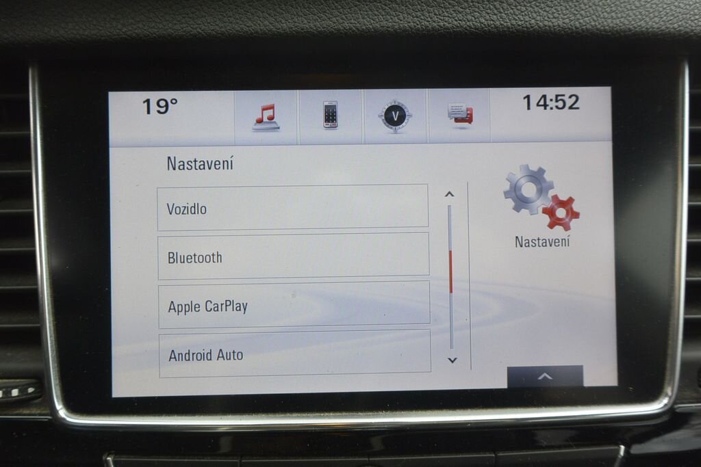 Opel Mokka SUV / Terénní 1,4 l 103 kw