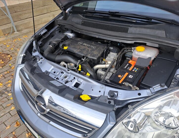 Opel Zafira Kombi 1,7 l 81 kw