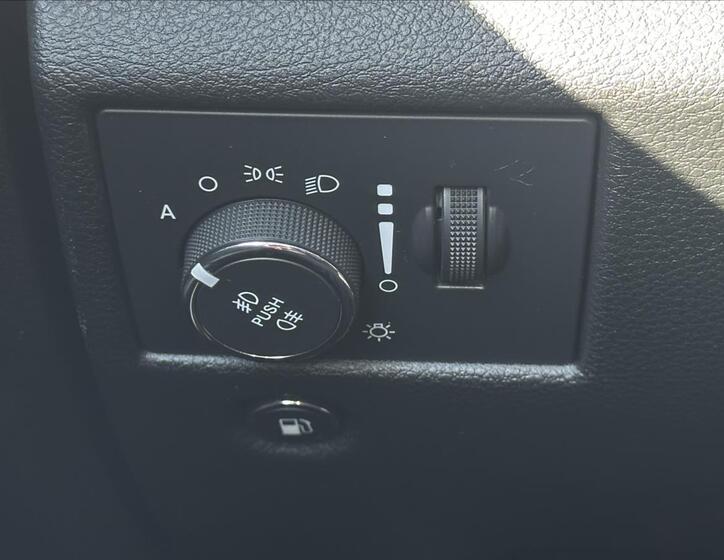 Jeep Grand Cherokee 21