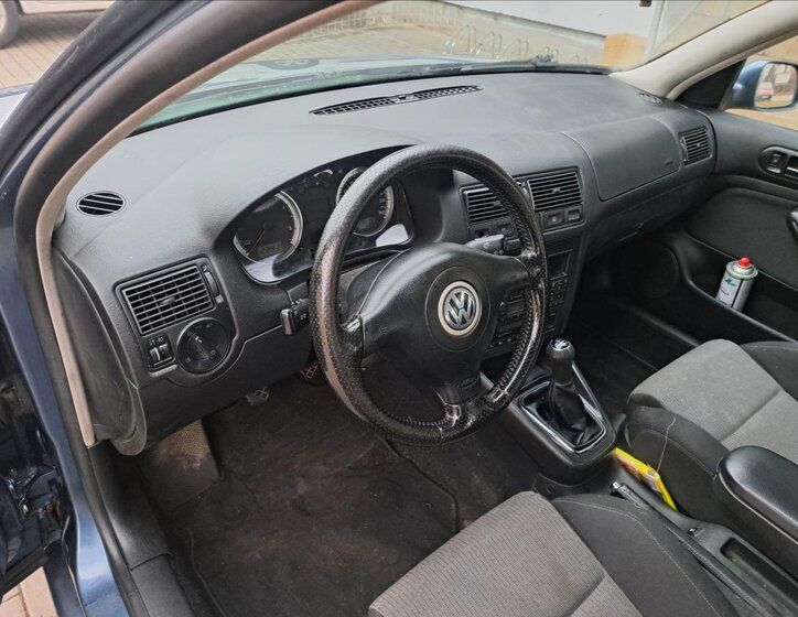 Volkswagen Golf 18