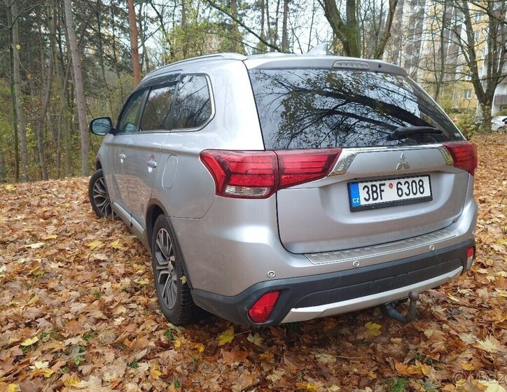 Mitsubishi Outlander 5