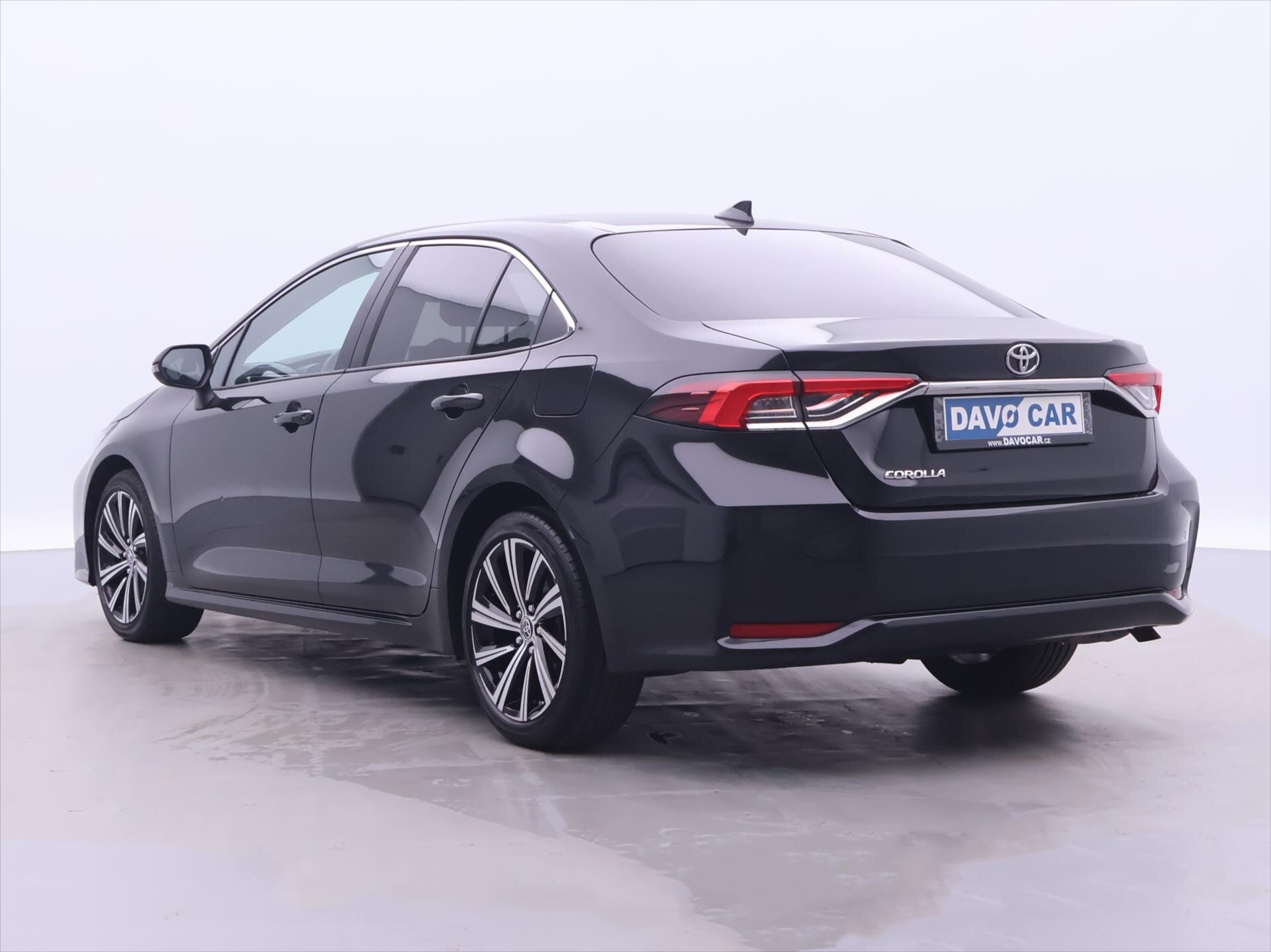 Toyota Corolla Sedan / Limuzína 1,5 l 92 kw