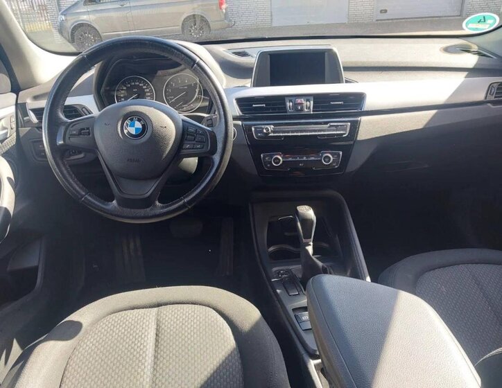 BMW X1 SUV / Terénní 1,5 l 100 kw