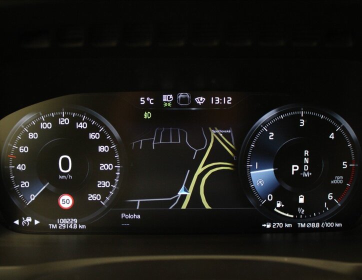 Volvo XC90 SUV / Terénní 2,0 l 173 kw