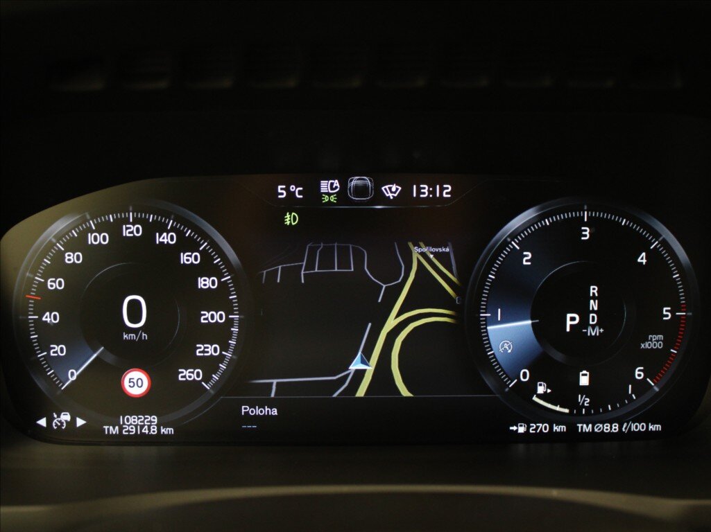 Volvo XC90 SUV / Terénní 2,0 l 173 kw