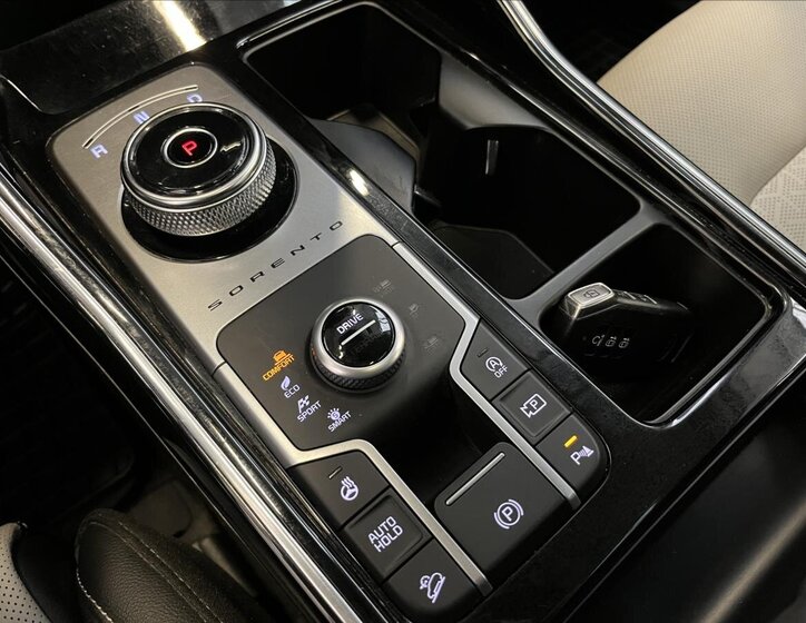 KIA Sorento SUV / Terénní 2,2 l 148 kw