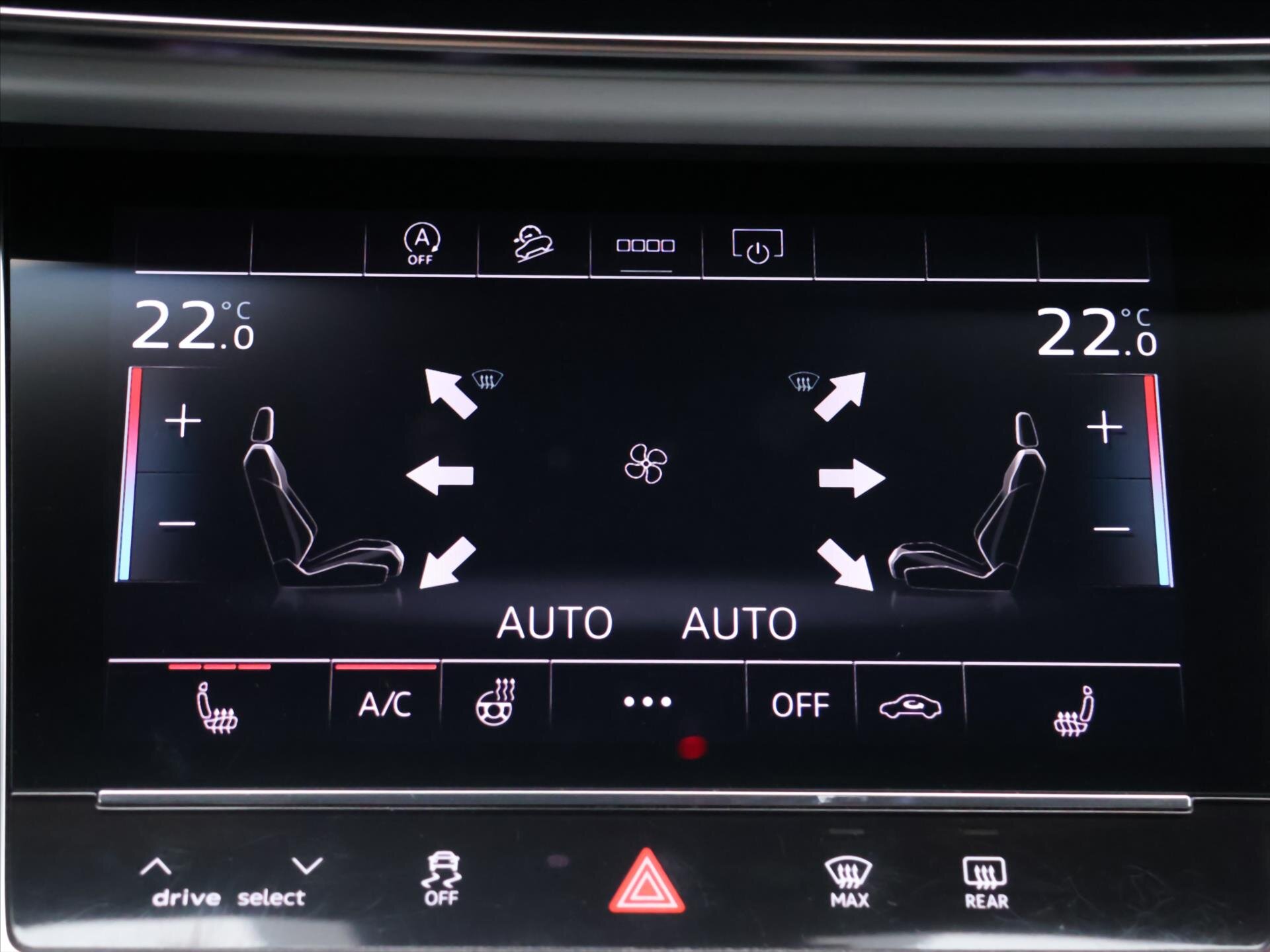 Audi Q8 SUV / Terénní 3,0 l 250 kw