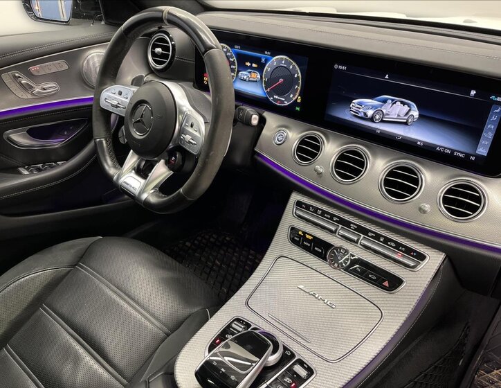 Mercedes-Benz Třídy E 18