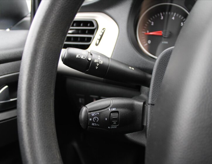 Citroën C-Elysée Sedan 1,6 l 73 kw