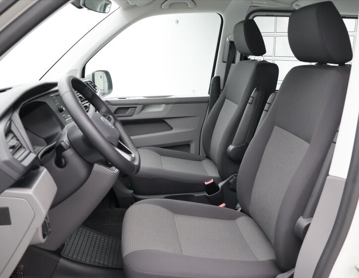 Volkswagen Transporter 12