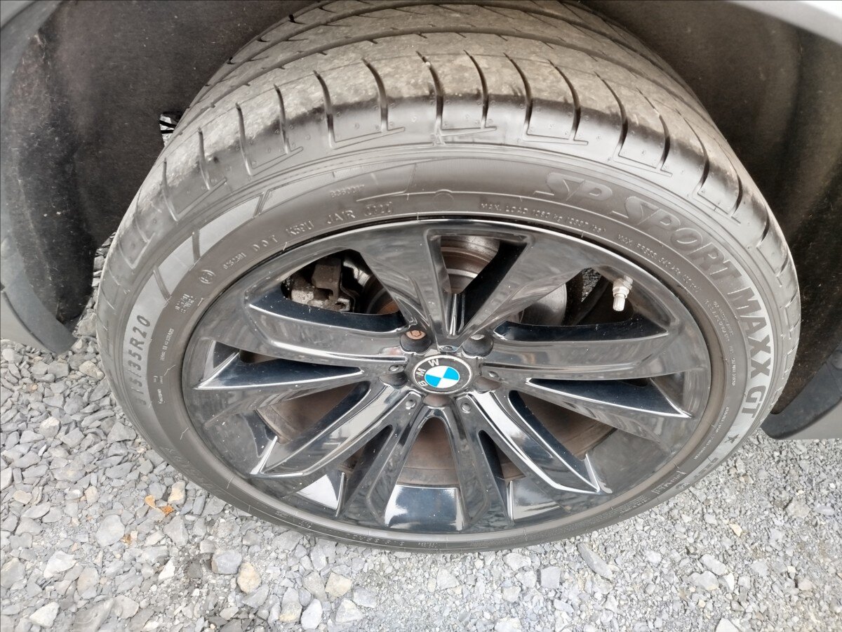 BMW X5 SUV / Terénní 3,0 l 190 kw