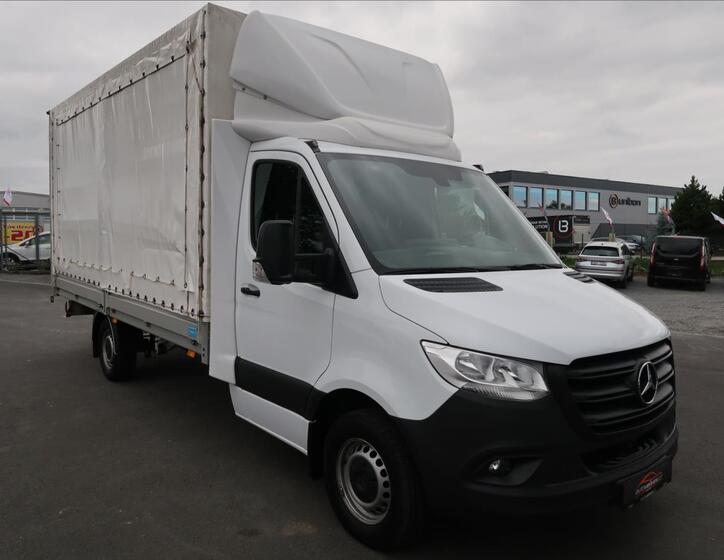 Mercedes-Benz Sprinter 2