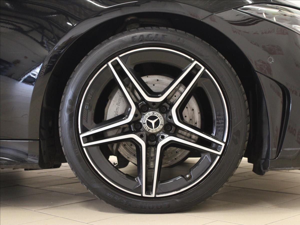 Mercedes-Benz CLS Sedan / Limuzína 2,0 l 143 kw