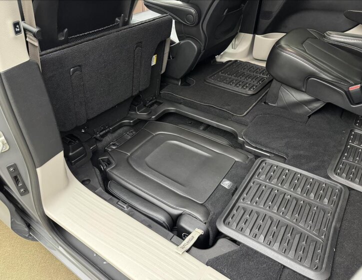 Chrysler Pacifica MPV 3,6 l 214 kw