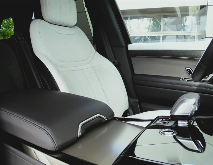 Land Rover Range Rover Sport SUV / Terénní 3,0 l 221 kw