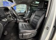 Peugeot Traveller 26