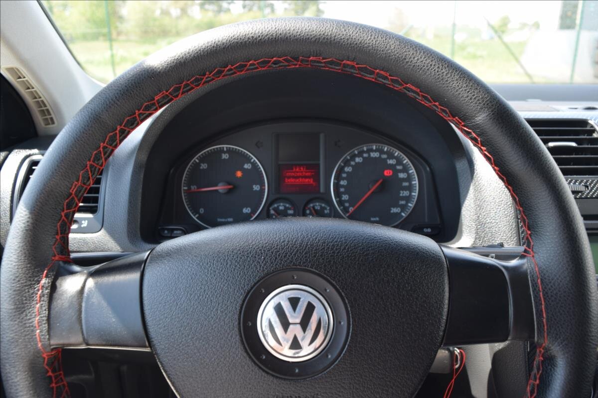 Volkswagen Jetta Sedan / Limuzína 1,9 l 77 kw
