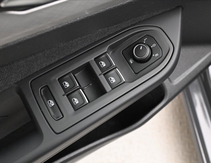 Volkswagen Golf Kombi 2,0 l 110 kw