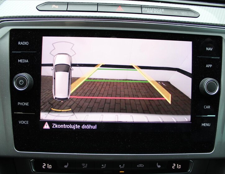 Volkswagen Passat Kombi 2,0 l 176 kw