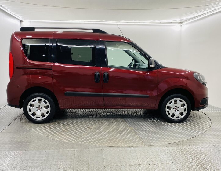 Fiat Dobló MPV 1,4 l 88 kw