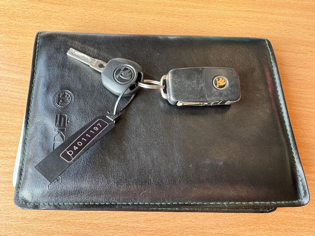 Škoda Rapid Sedan / Limuzína 1,6 l 77 kw