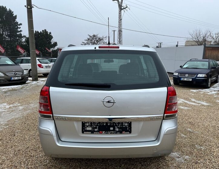 Opel Zafira MPV 1,9 l 88 kw