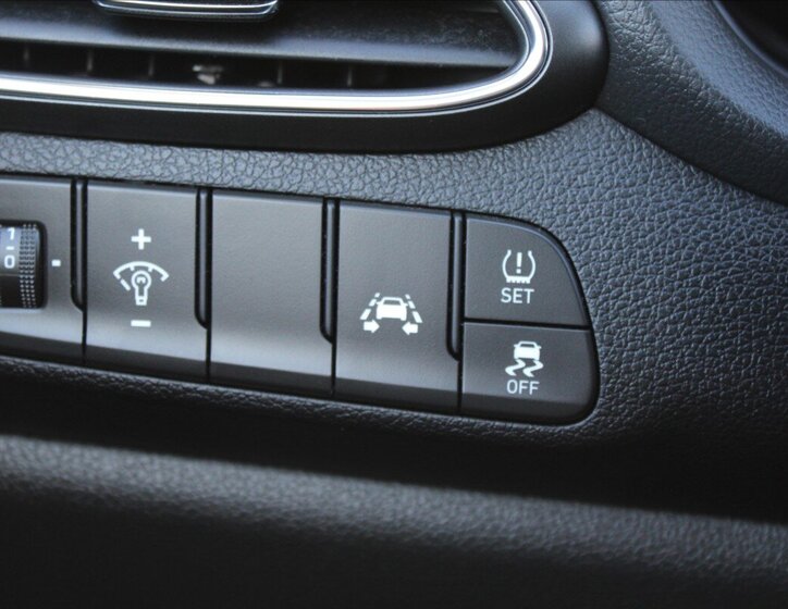 Hyundai i30 Kombi 1,4 l 103 kw