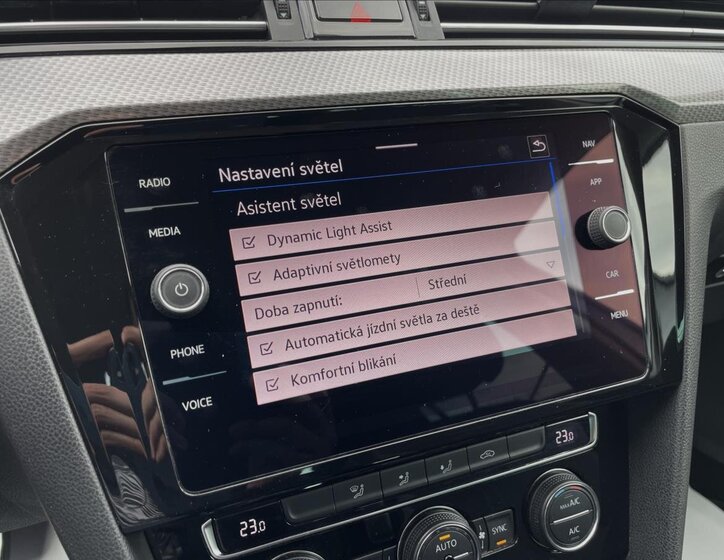 Volkswagen Passat Kombi 2,0 l 140 kw