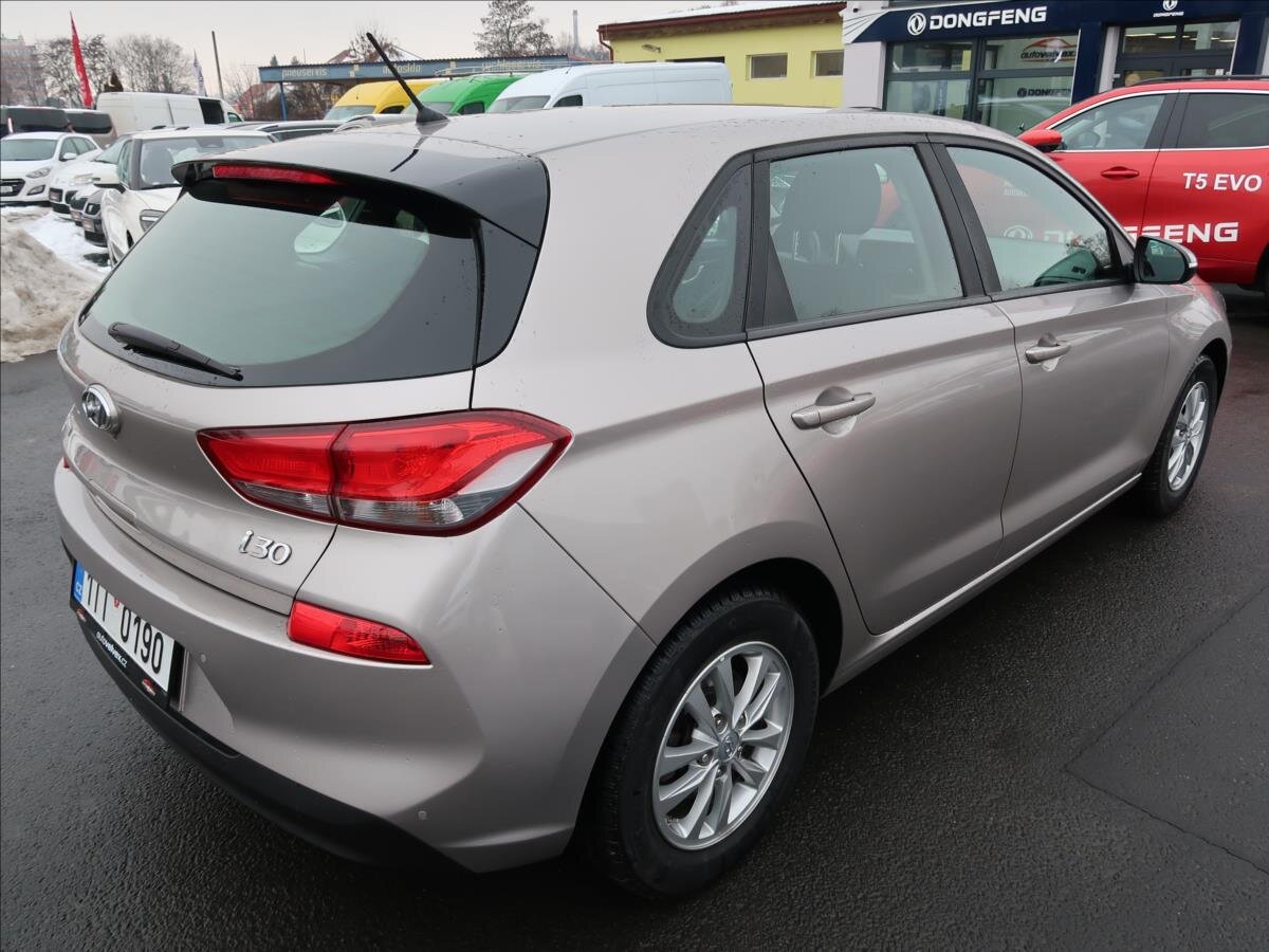 Hyundai i30 Hatchback 998,0 88 kw