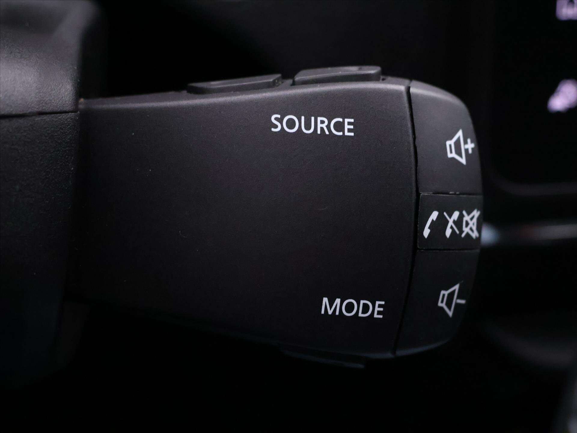 Dacia Duster SUV 999,0 67 kw