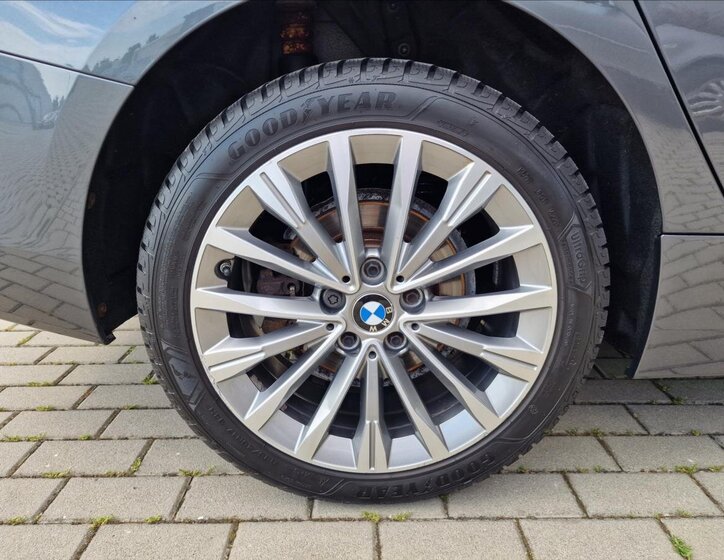 BMW Řada 2 Sedan 2,0 l 110 kw