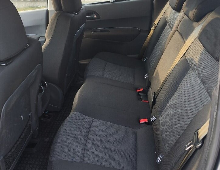 Peugeot 3008 MPV 0,0 82 kw